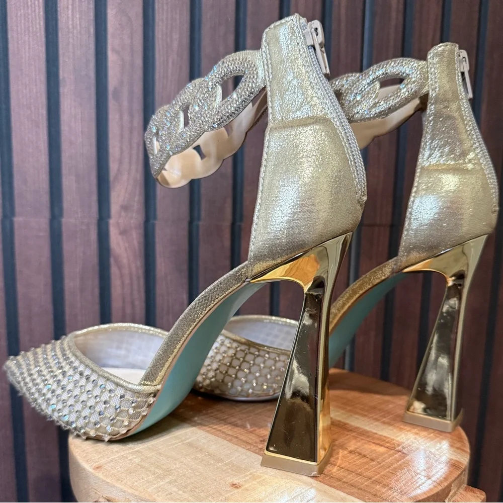 Betsey Johnson Jad Gold Pearl Mesh Heels Size 9 | Vegas Sparkle Party Glam - Picture 5 of 6